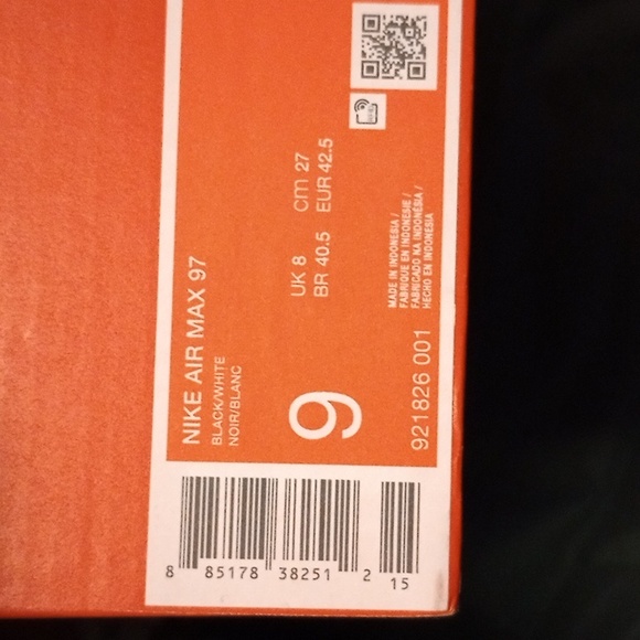 Nike Air Max Men's Size 9, Black & White NWT, NIB - Picture 2 of 7
